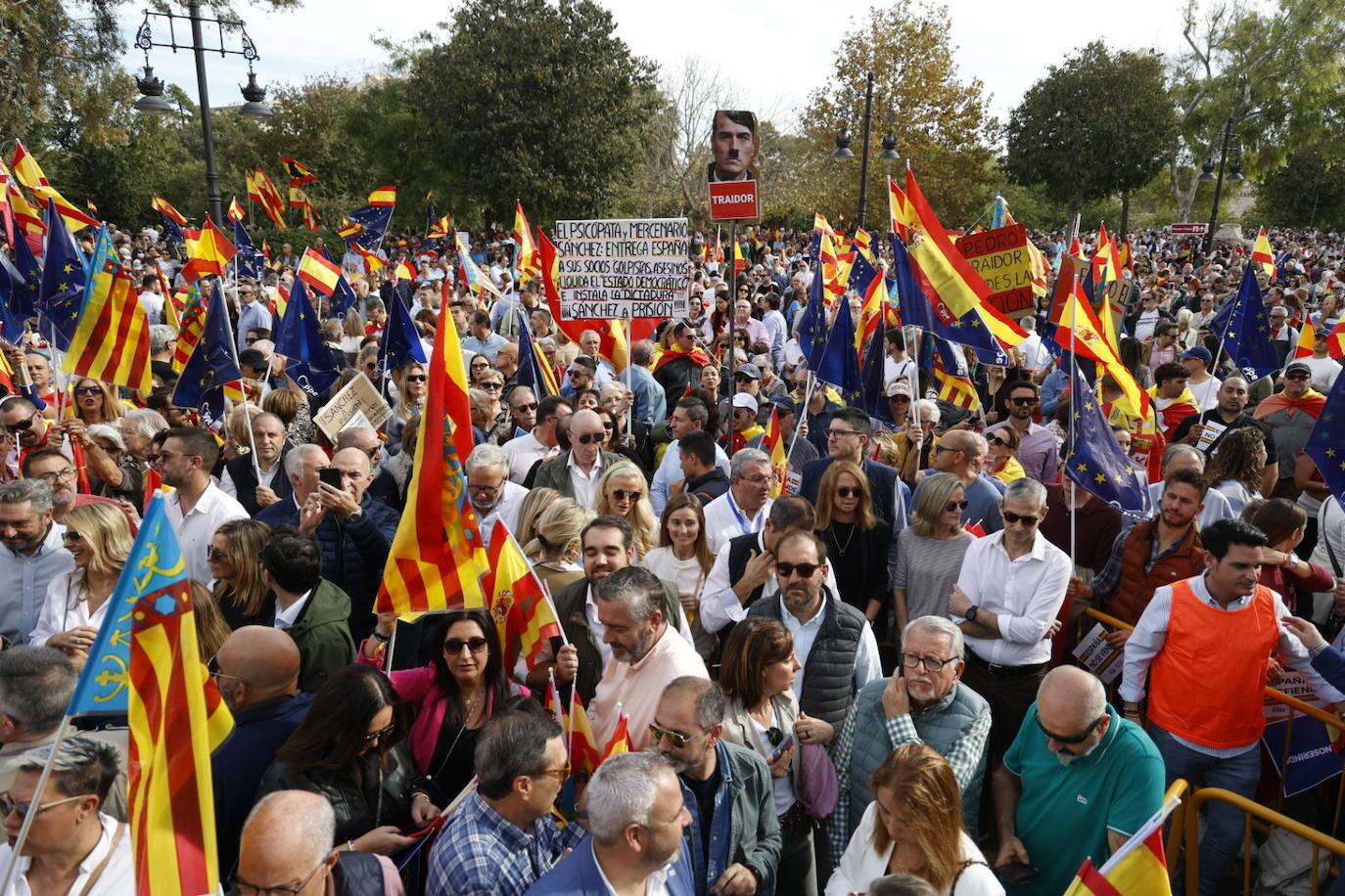 Las Protestas Se Trasladan A Las Sedes Del Psoe Con La Convocatoria De