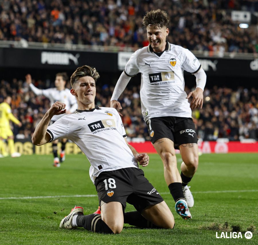 El Valencia CF empieza el año ganando al Villareal CF