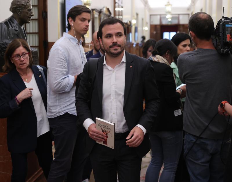 Formación del Gobierno de Pedro Sánchez, en directo: manifestación y reacciones a la investidura y último minuto de la toma de posesión de hoy