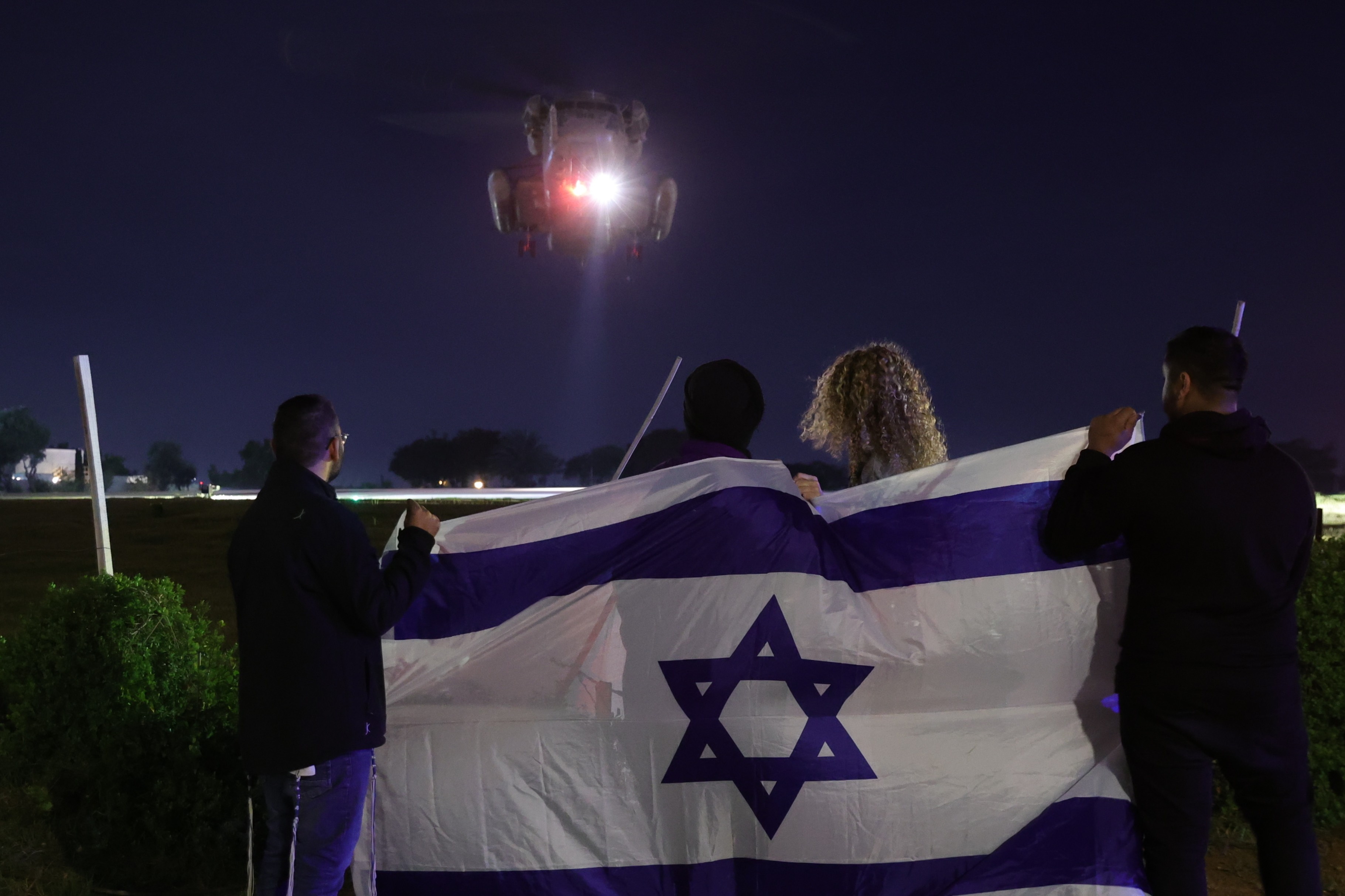 Guerra Israel, en directo: Hamás anuncia la muerte de tres rehenes israelíes por los bombardeos: un bebé de 10 meses, su hermano y su madre
