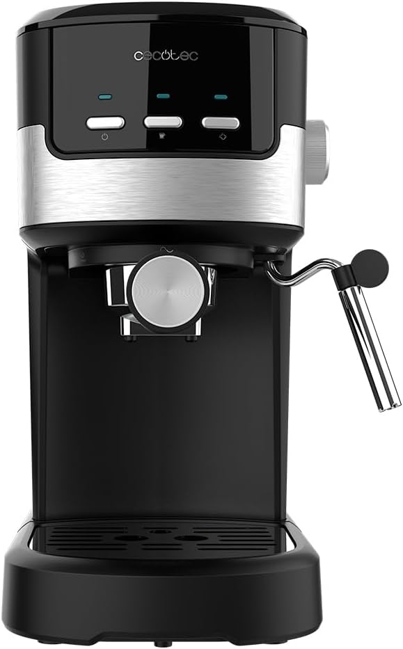 La cafetera superautomática compacta de Cecotec para cocinas pequeñas a  precio de chollo en