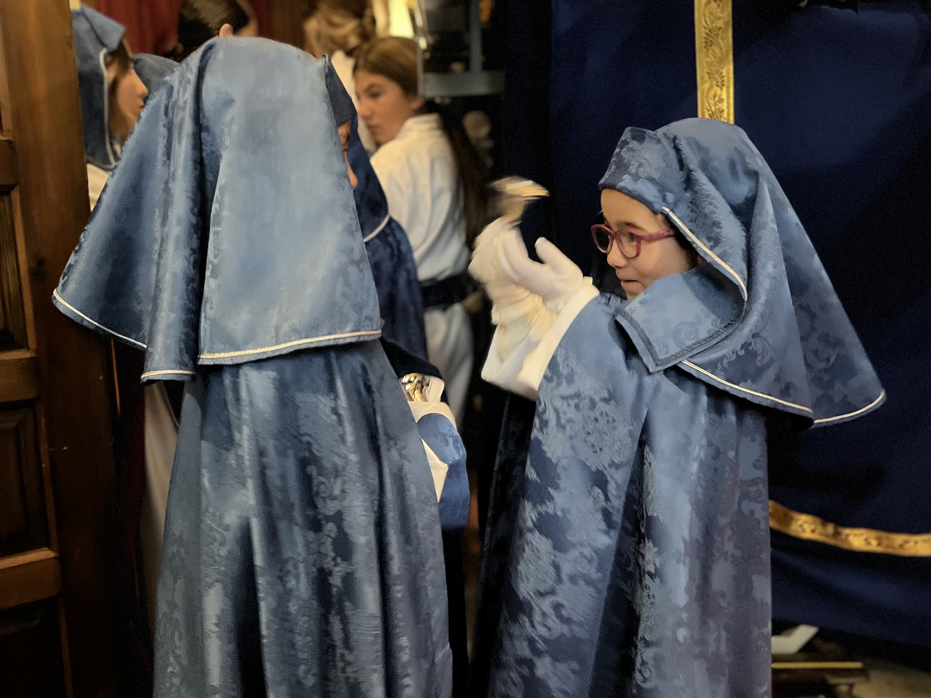 La lluvia afecta a dos procesiones y empaña un Domingo de Ramos sin seis cofradías en la calle