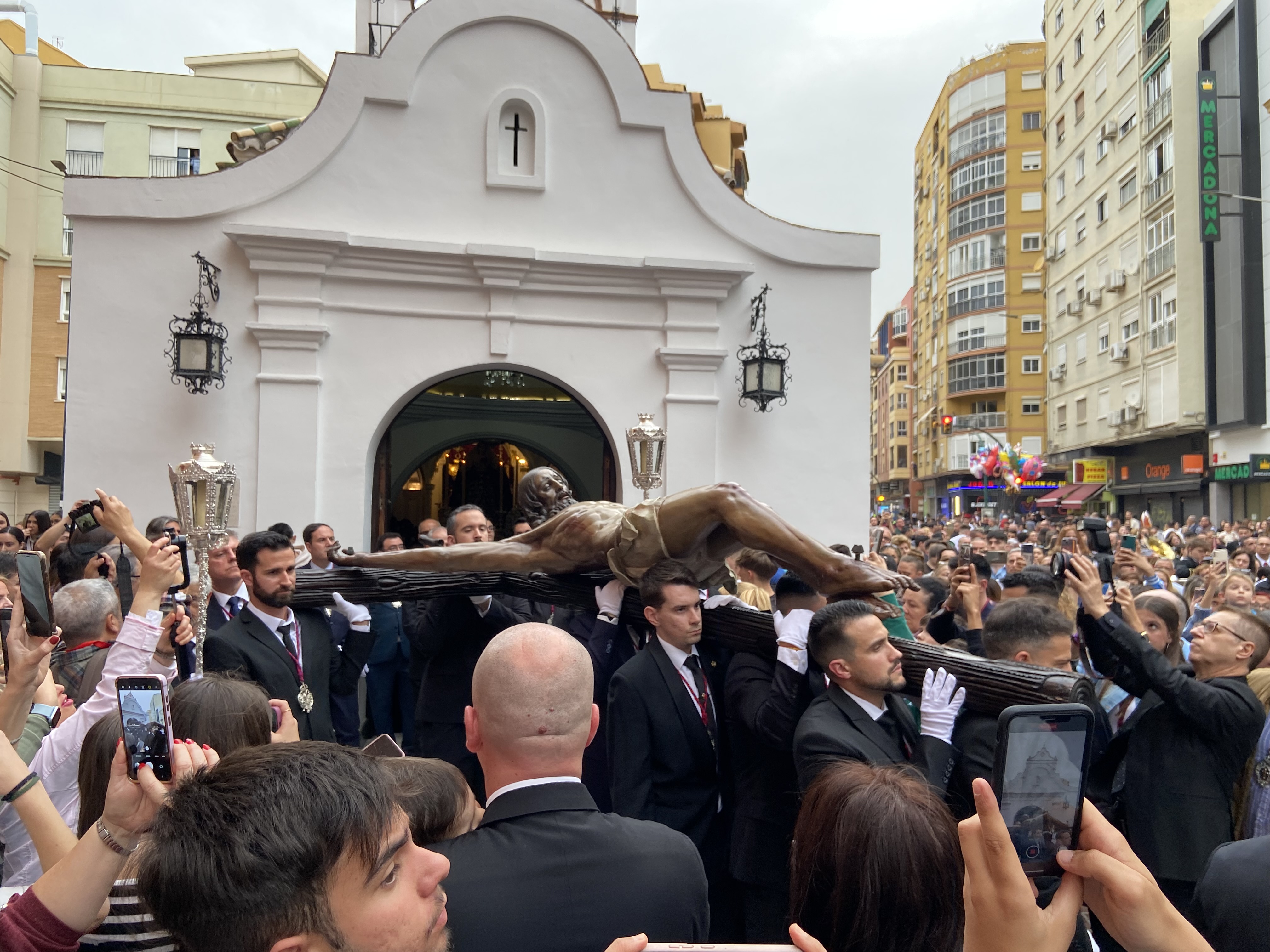 Directo | Málaga vive un intenso Sábado de Pasión de traslados en Málaga