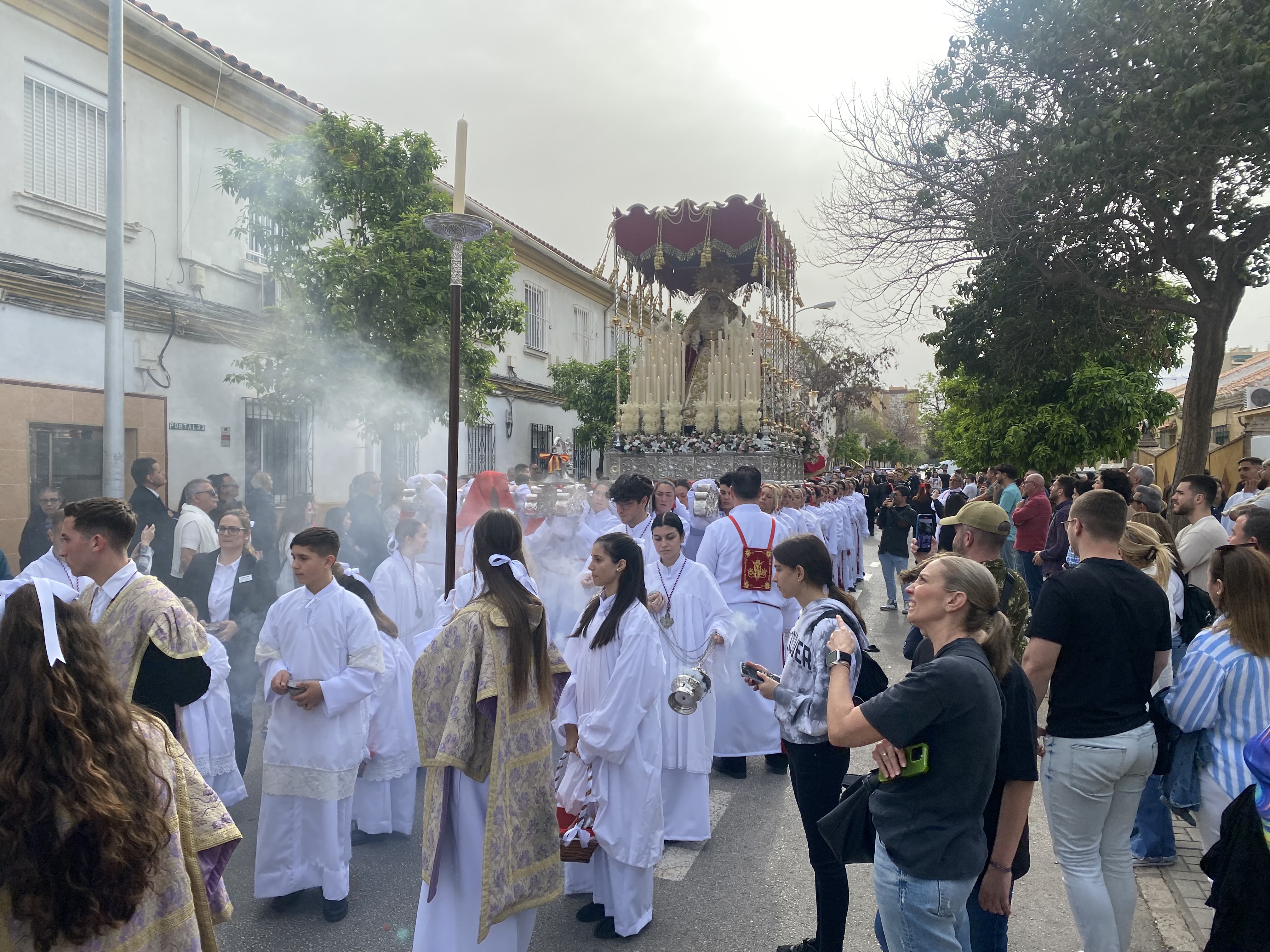 Directo | Málaga vive un intenso Sábado de Pasión de traslados en Málaga