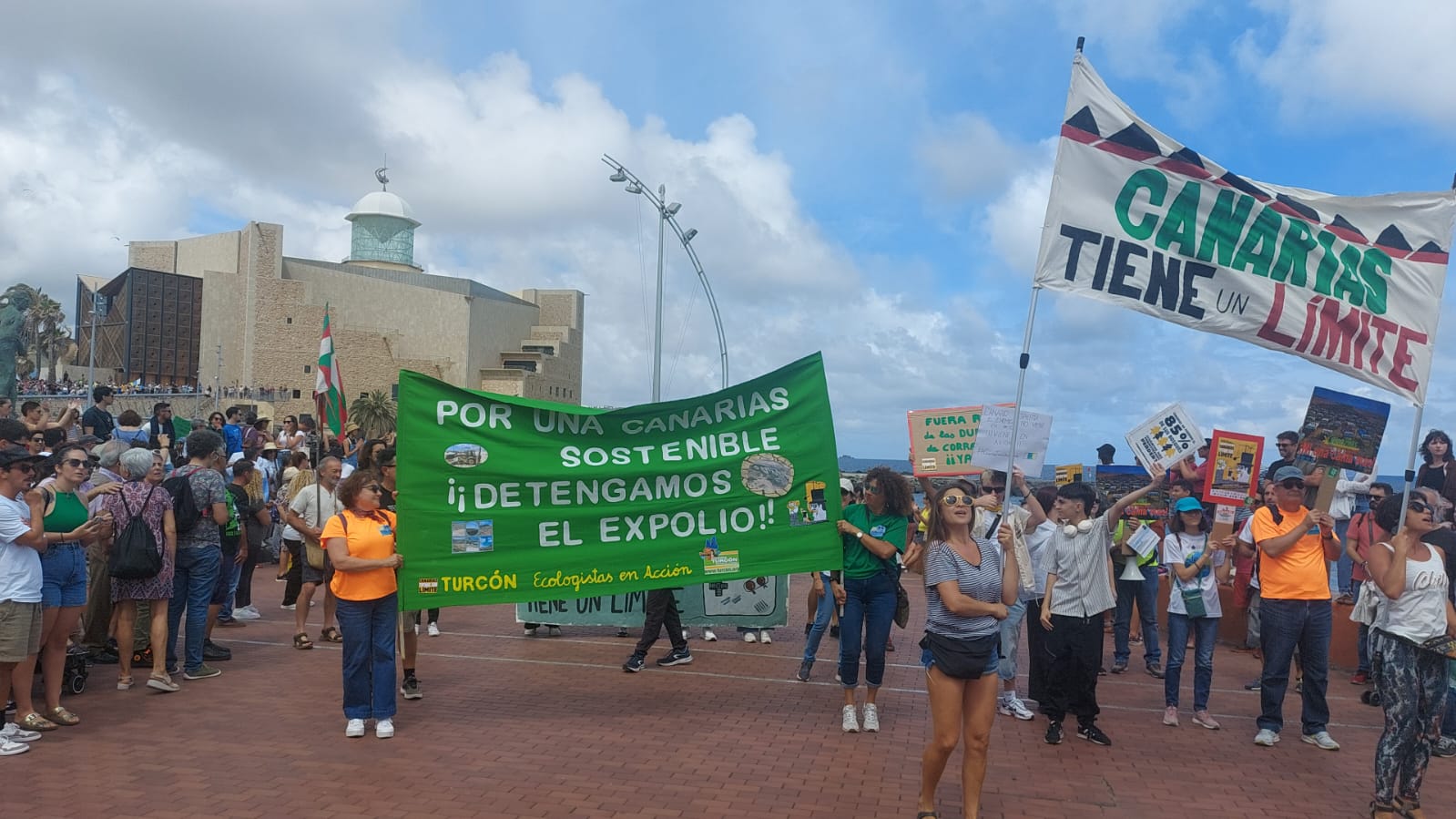 Directo: El 20A reclama un cambio en el modelo turístico