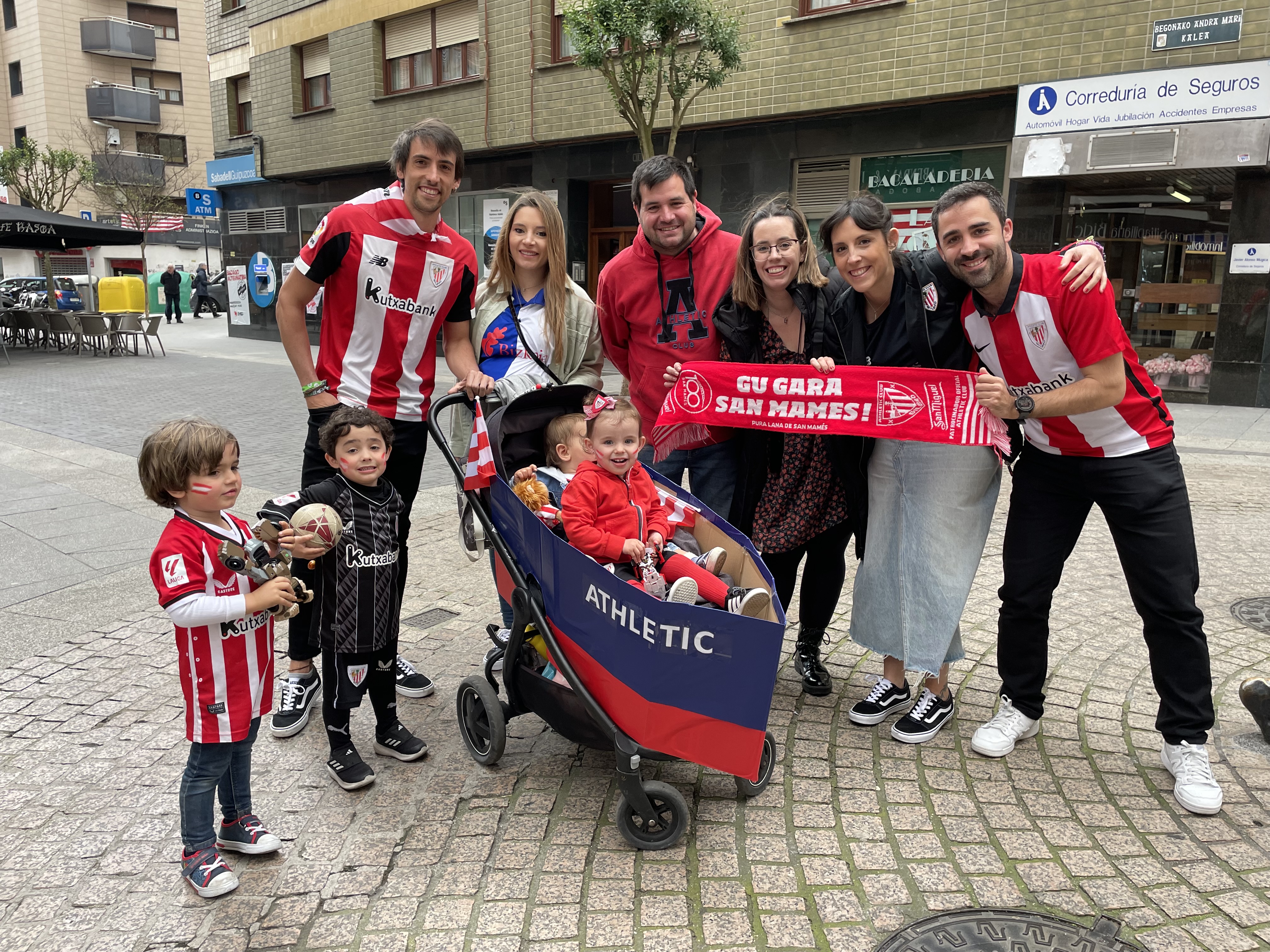 Las horas posteriores al triunfo del Athletic en la Copa, en directo: la gabarra se preparará este lunes para salir a la ría el jueves