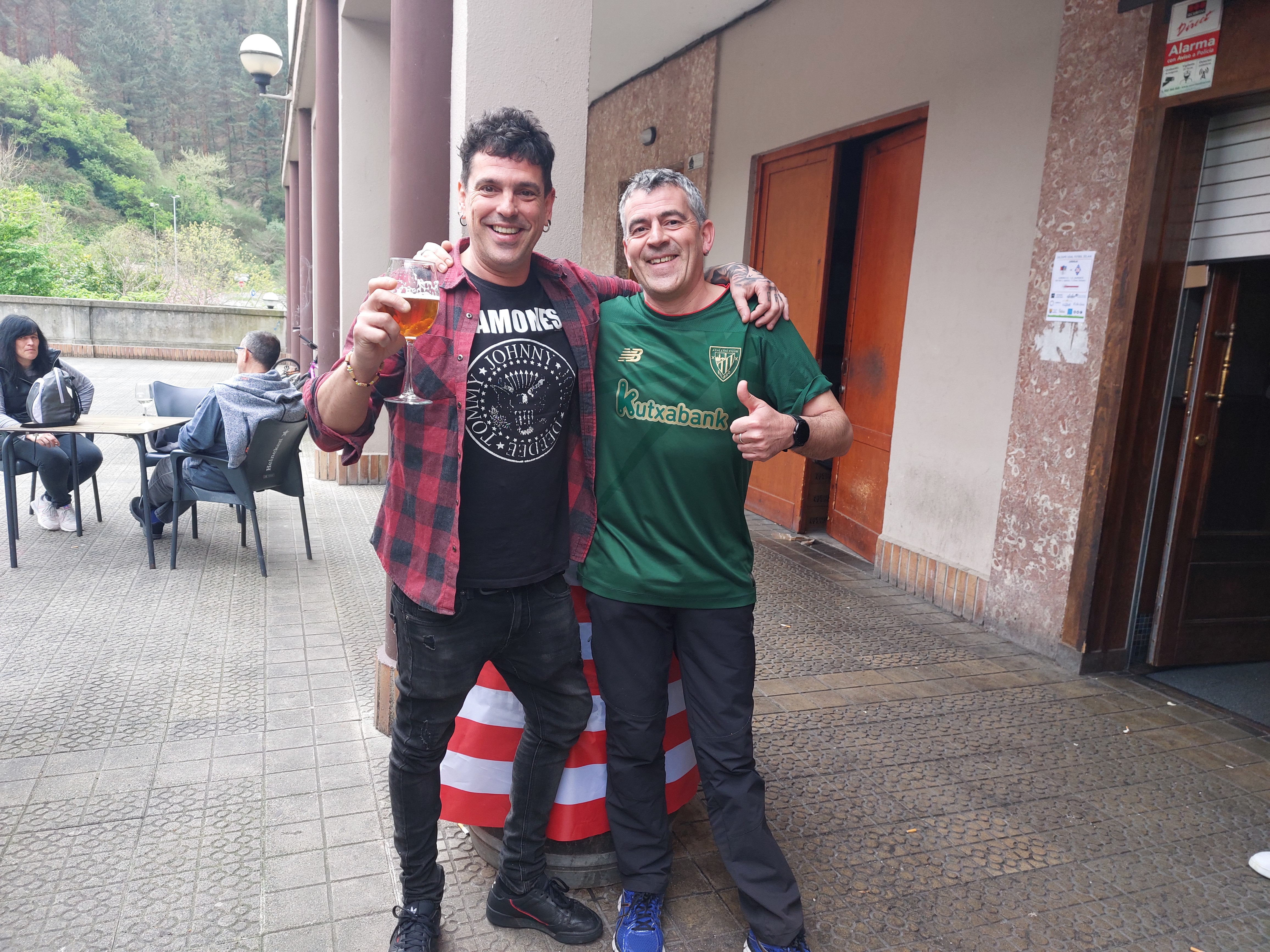 Las horas posteriores al triunfo del Athletic en la Copa, en directo: la gabarra se preparará este lunes para salir a la ría el jueves