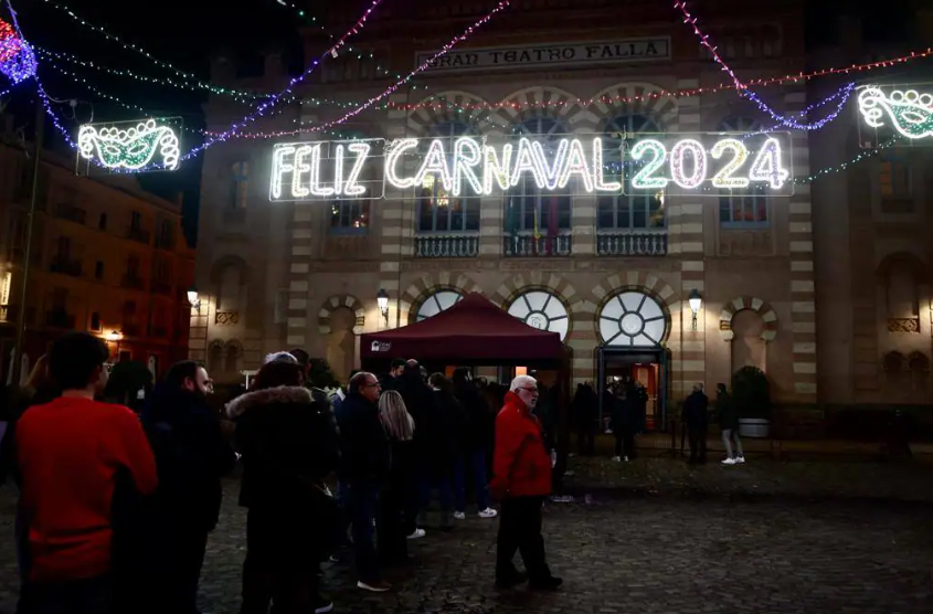 Así te hemos contado la segunda sesión de preliminares del COAC 2024: reacciones y última hora del Concurso del Carnaval de Cádiz en el Teatro Falla