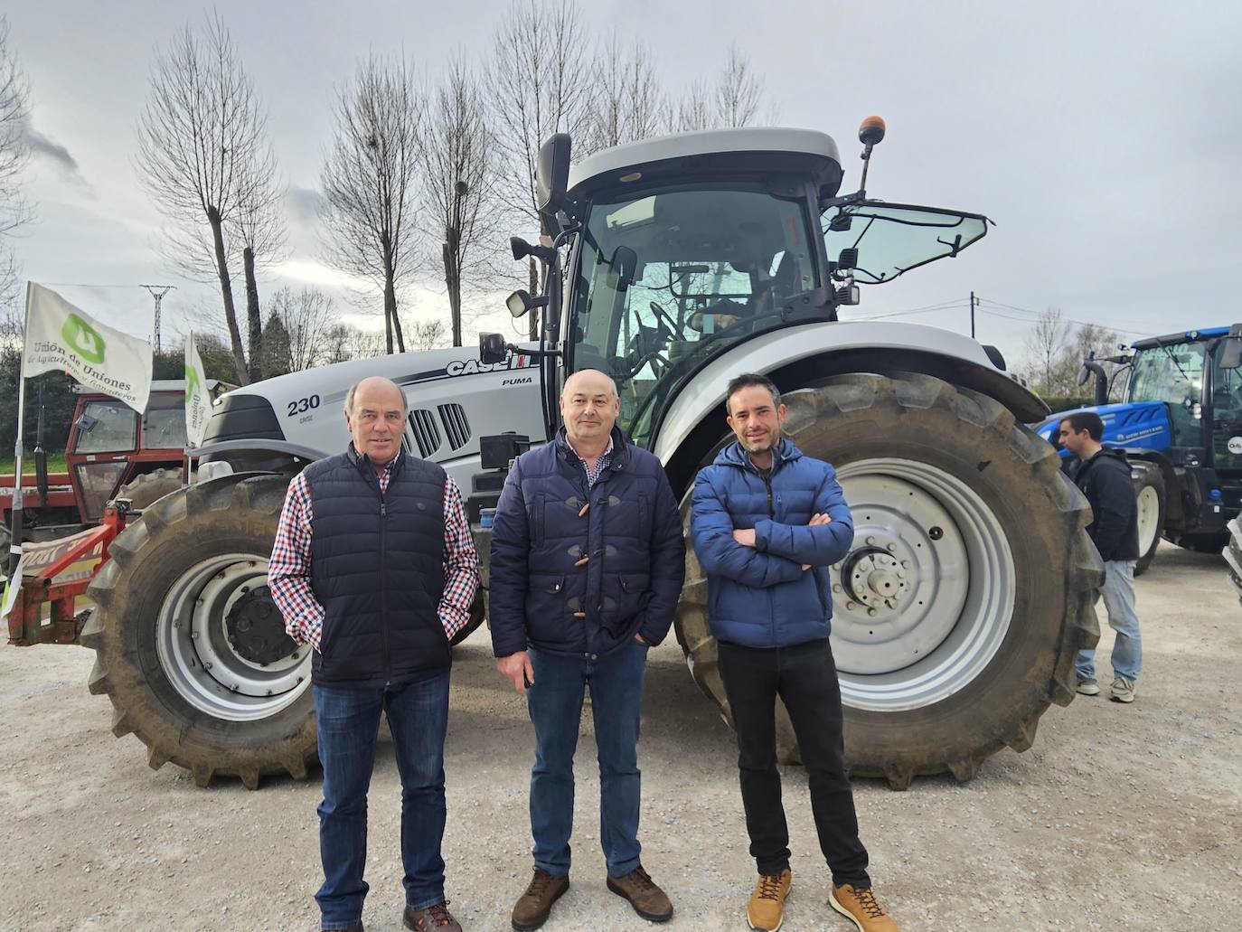 La tractorada se planta en el centro de Oviedo a la espera de que les atienda el Principado