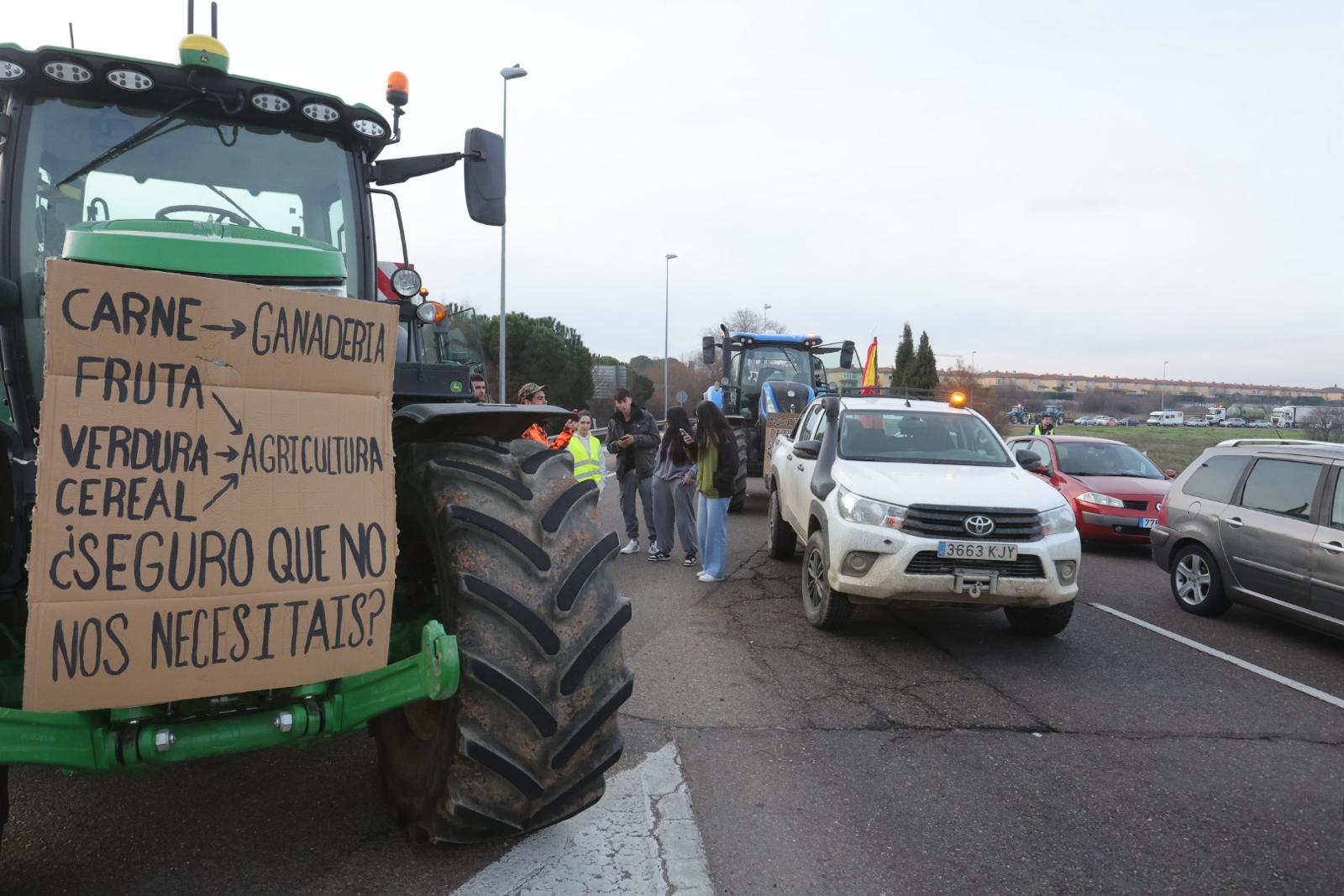 Así hemos contado las tractoradas en Salamanca, minuto a minuto