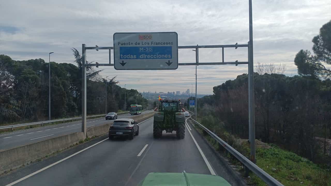 Sigue en directo y desde dentro la tractorada en Madrid