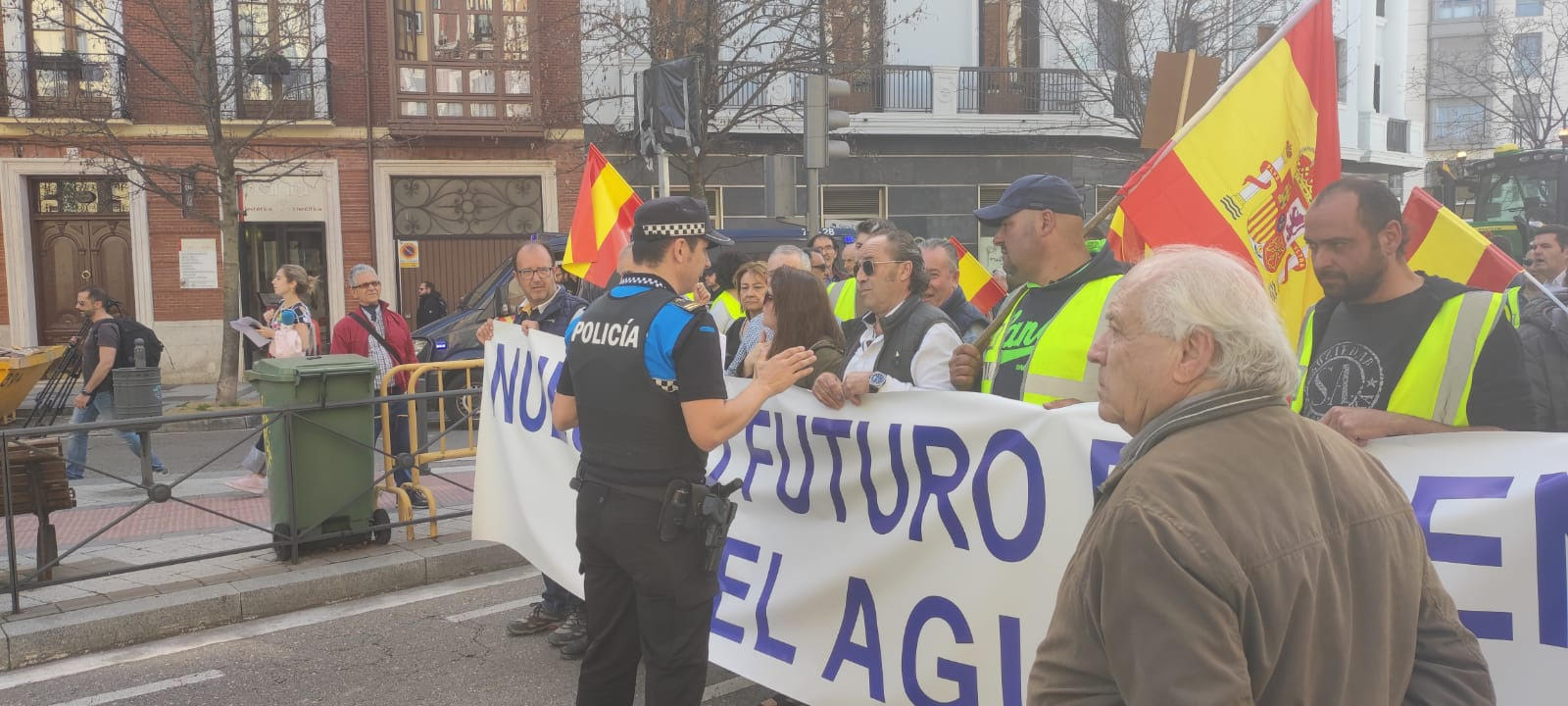 La tractorada llega al final del recorrido, la consejería de Agricultura