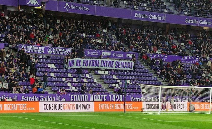 El Real Valladolid aburre en Zorrilla