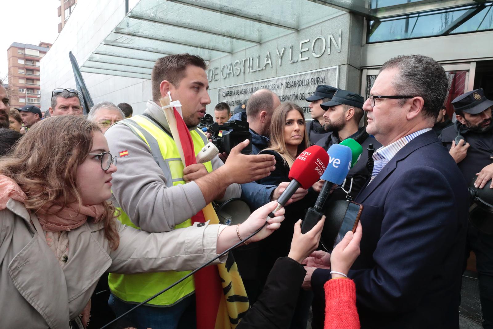 Así te contamos una nueva protesta del campo en Valladolid