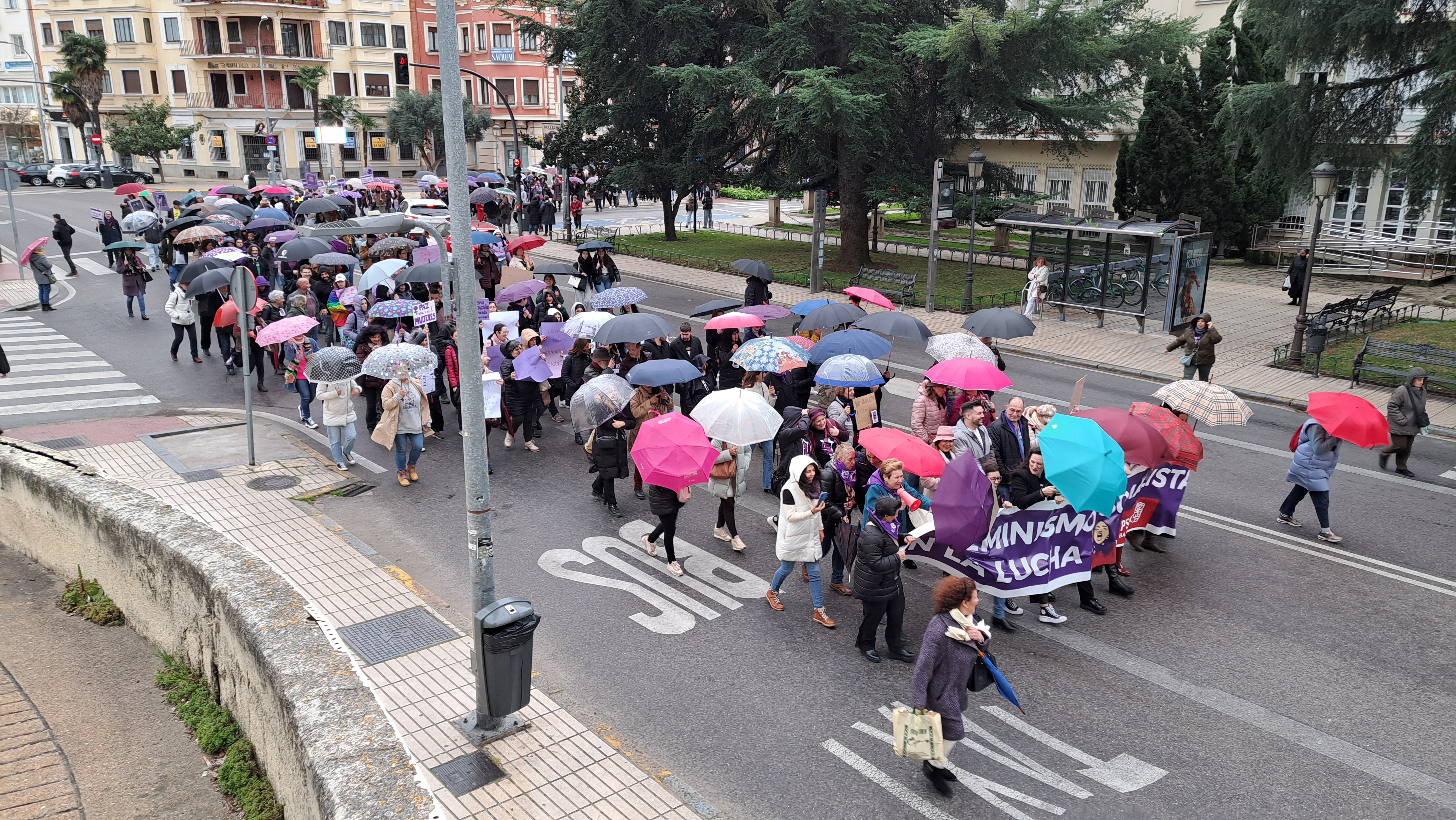 Así hemos contado las manifestaciones por el 8M en Extremadura