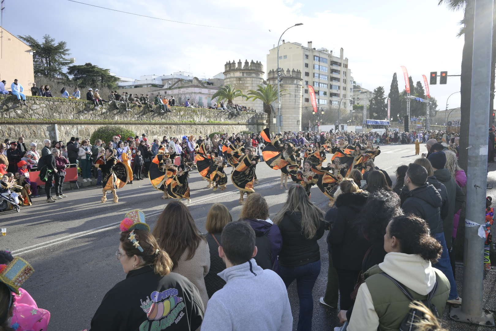 El tiempo da una tregua y llena San Francisco de disfraces