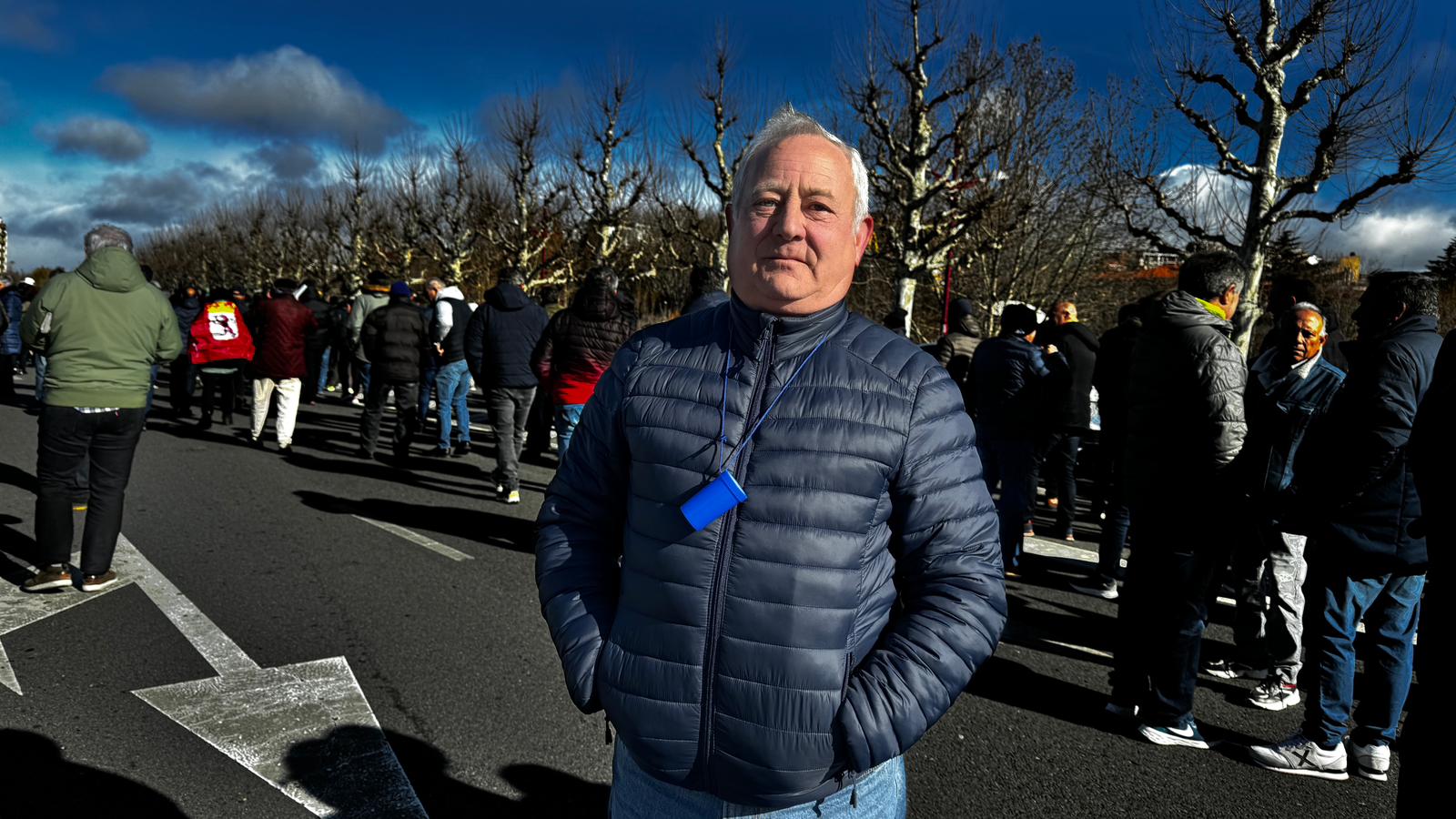 La manifestación llega a la delegación de la Junta exigiendo «precios justos»