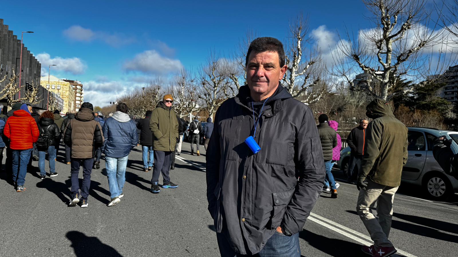 La manifestación llega a la delegación de la Junta exigiendo «precios justos»