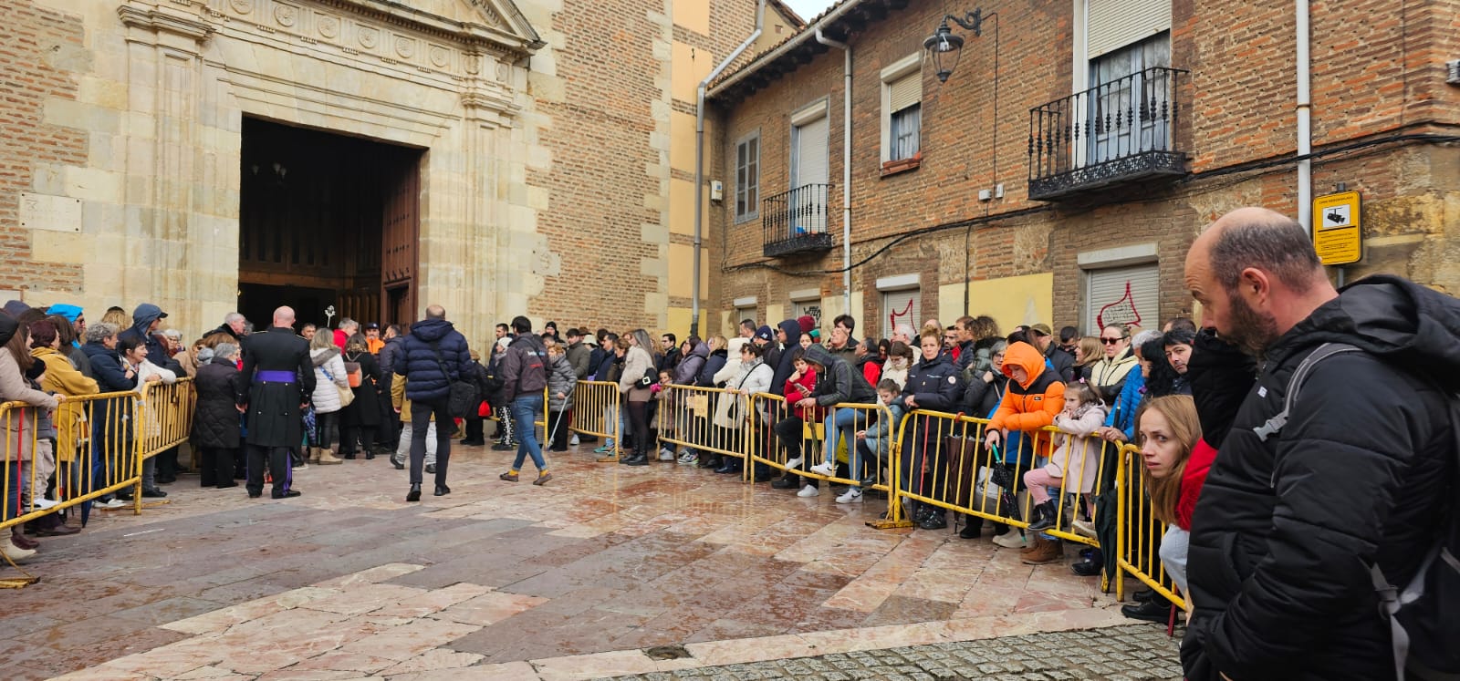 Así hemos vivido la jornada de Sábado Santo en León