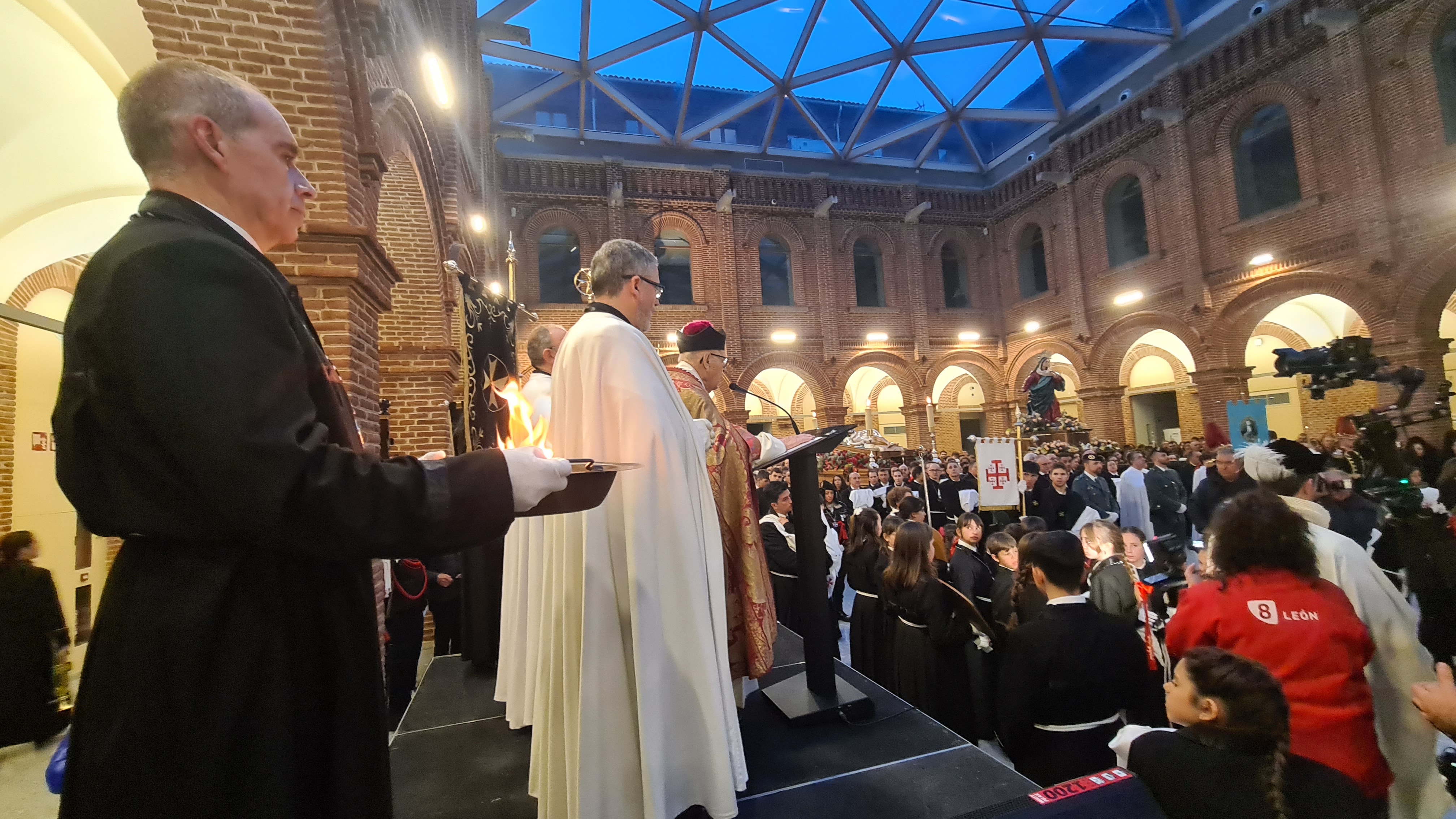 Así hemos vivido la jornada de Sábado Santo en León