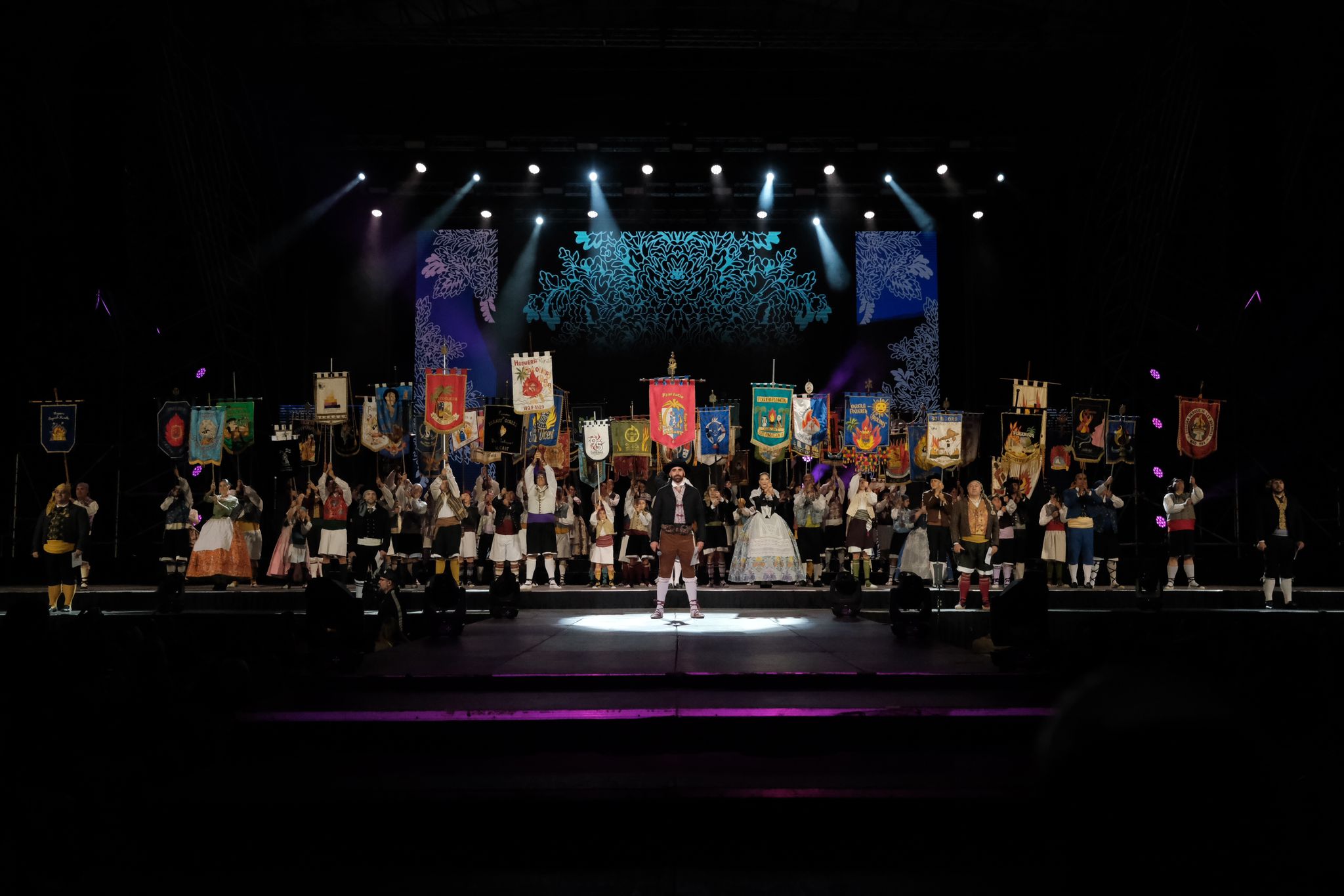 Revive la elección de la bellea del foc de Alicante