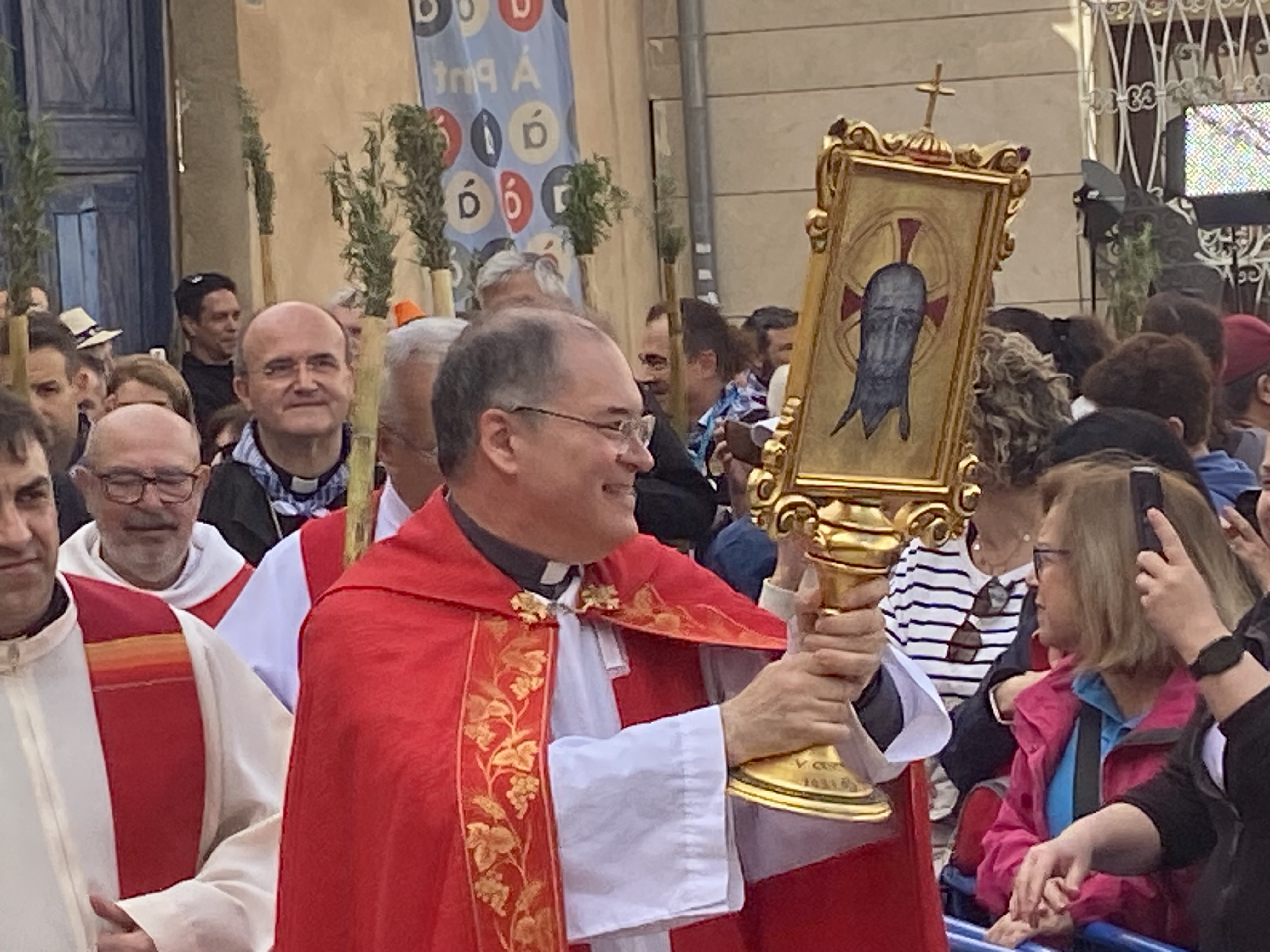 Así te hemos contado la Santa Faz 2024: Récord de participación con 330.000 peregrinos