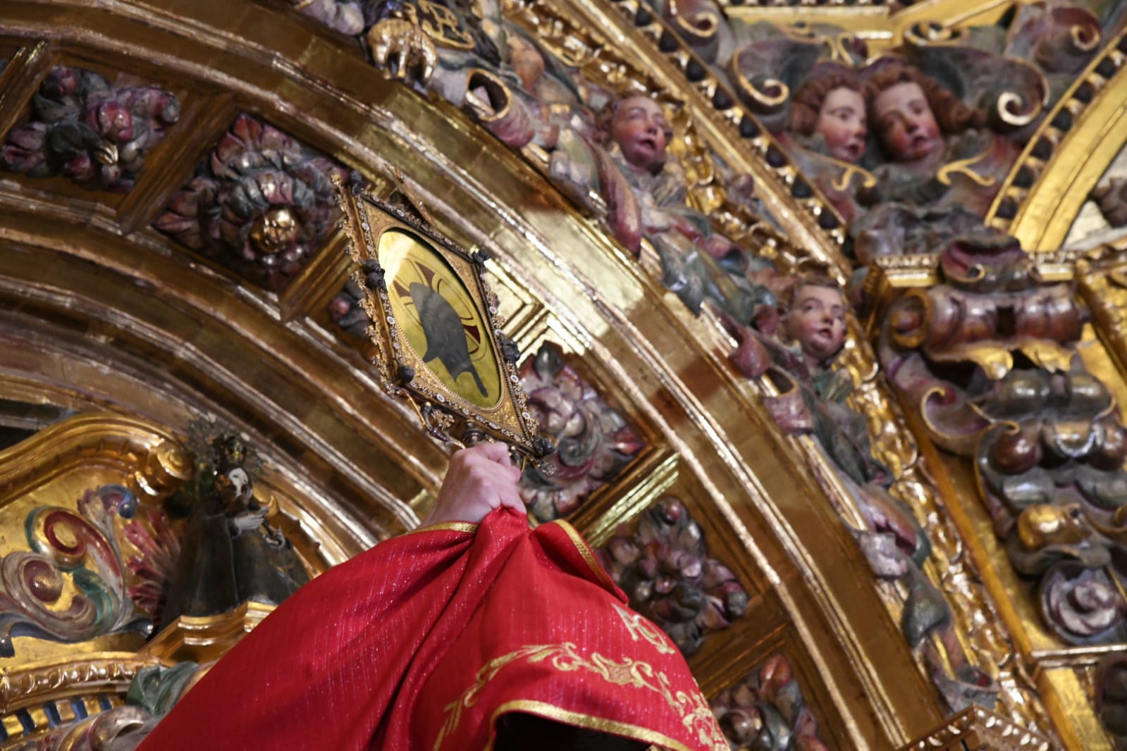 Así te hemos contado la Santa Faz 2024: Récord de participación con 330.000 peregrinos